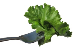 fork with yummy greens 